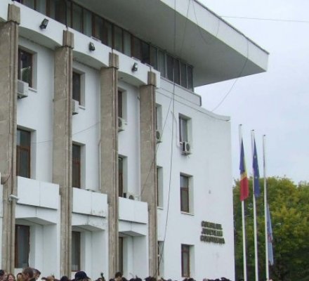 Concurs pentru un post de inspector la Consiliul Judeţean